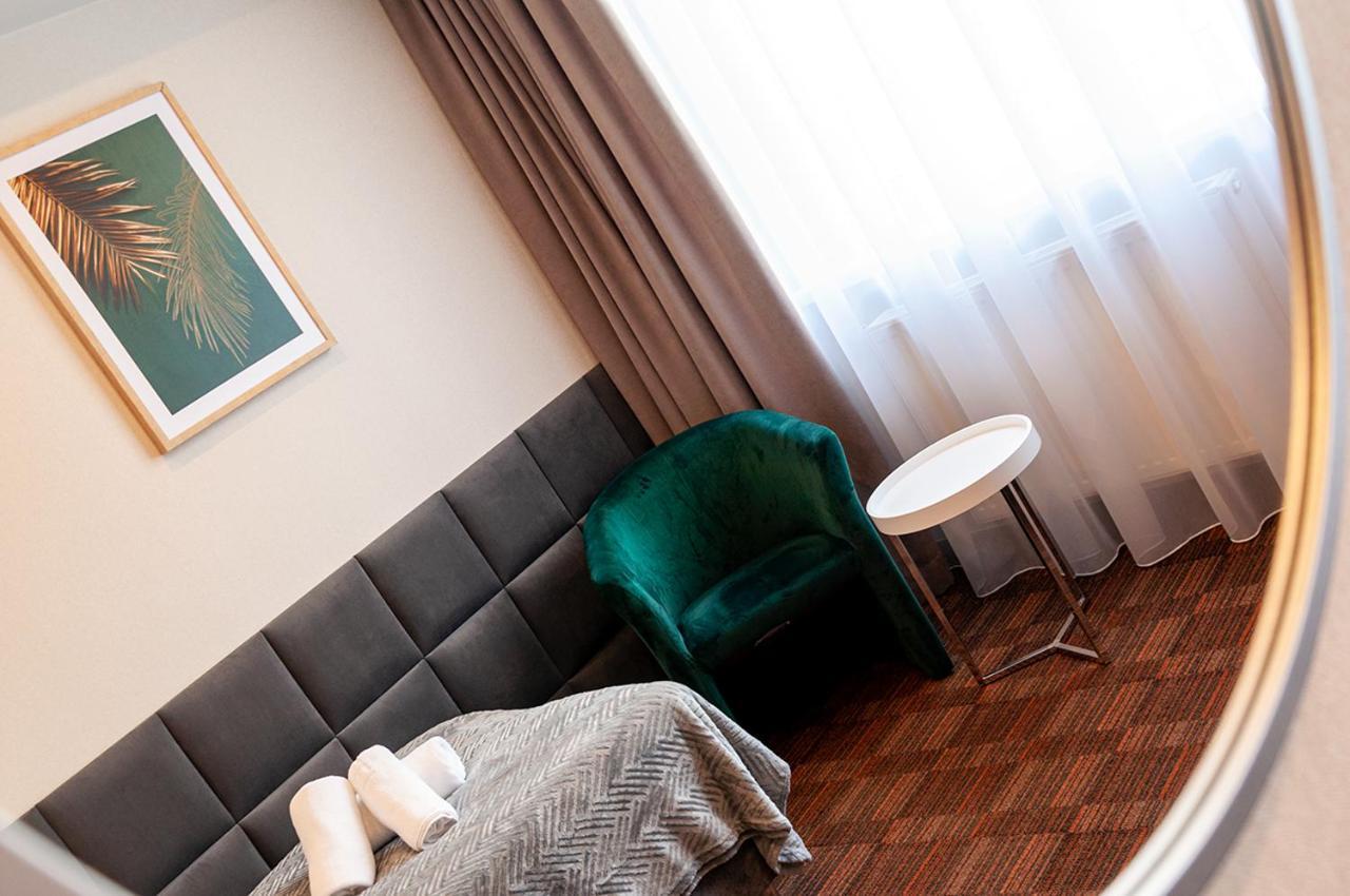 Hotel Gringo Piła Extérieur photo