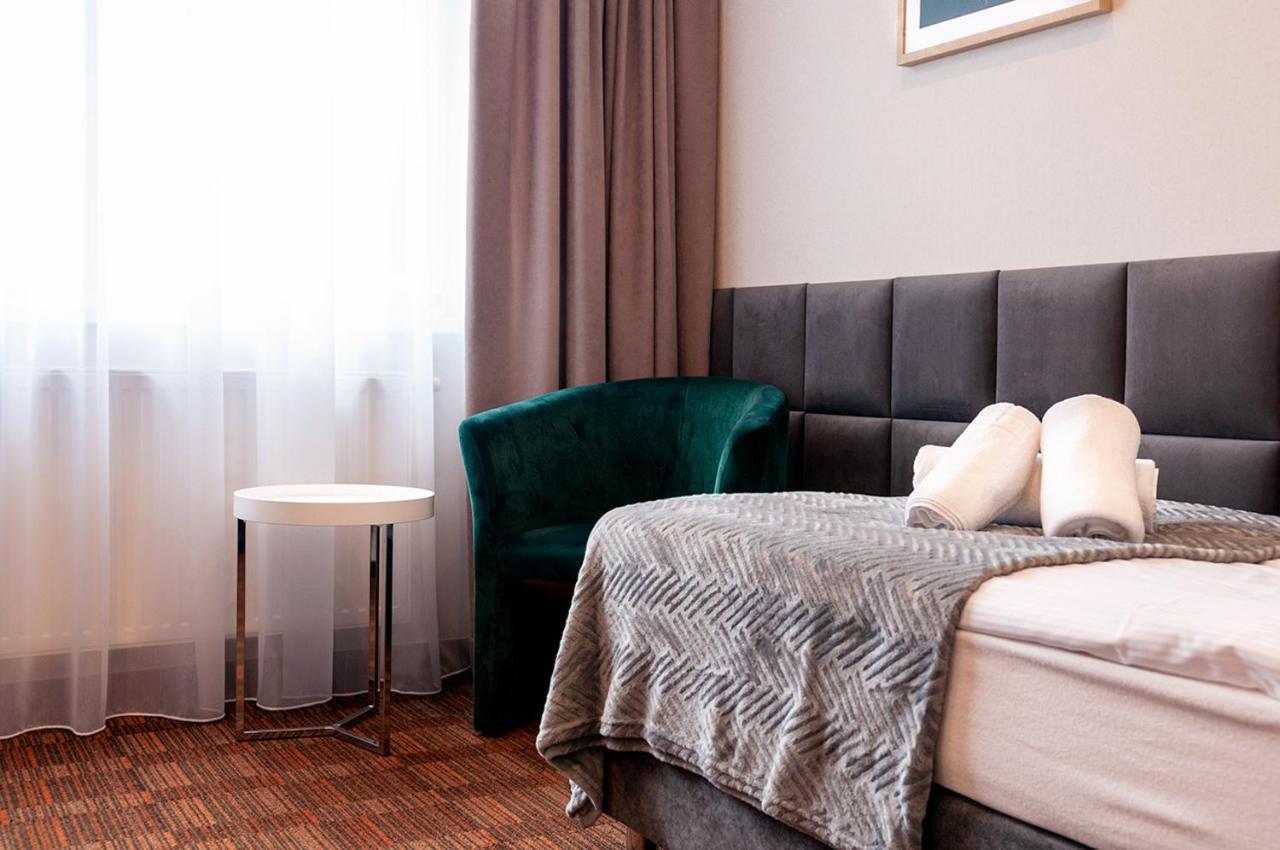 Hotel Gringo Piła Extérieur photo
