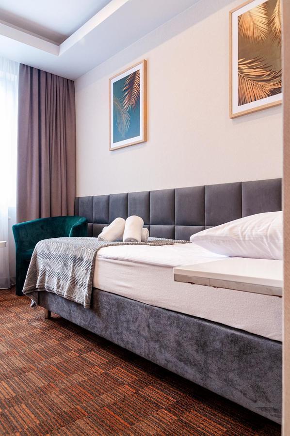 Hotel Gringo Piła Extérieur photo